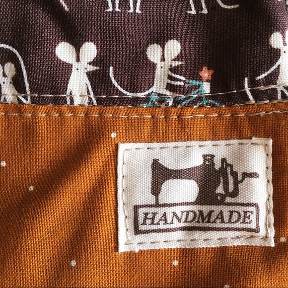 Cute Handmade Baby Bib NWOT - Picture 2 of 5